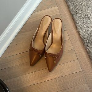 women’s size 8 brown high heels